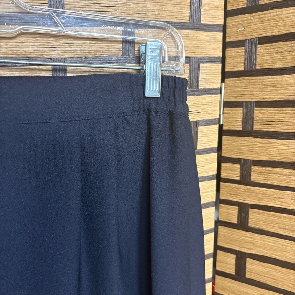 Executive Collection Red And Black Blazer And Ski… - image 7